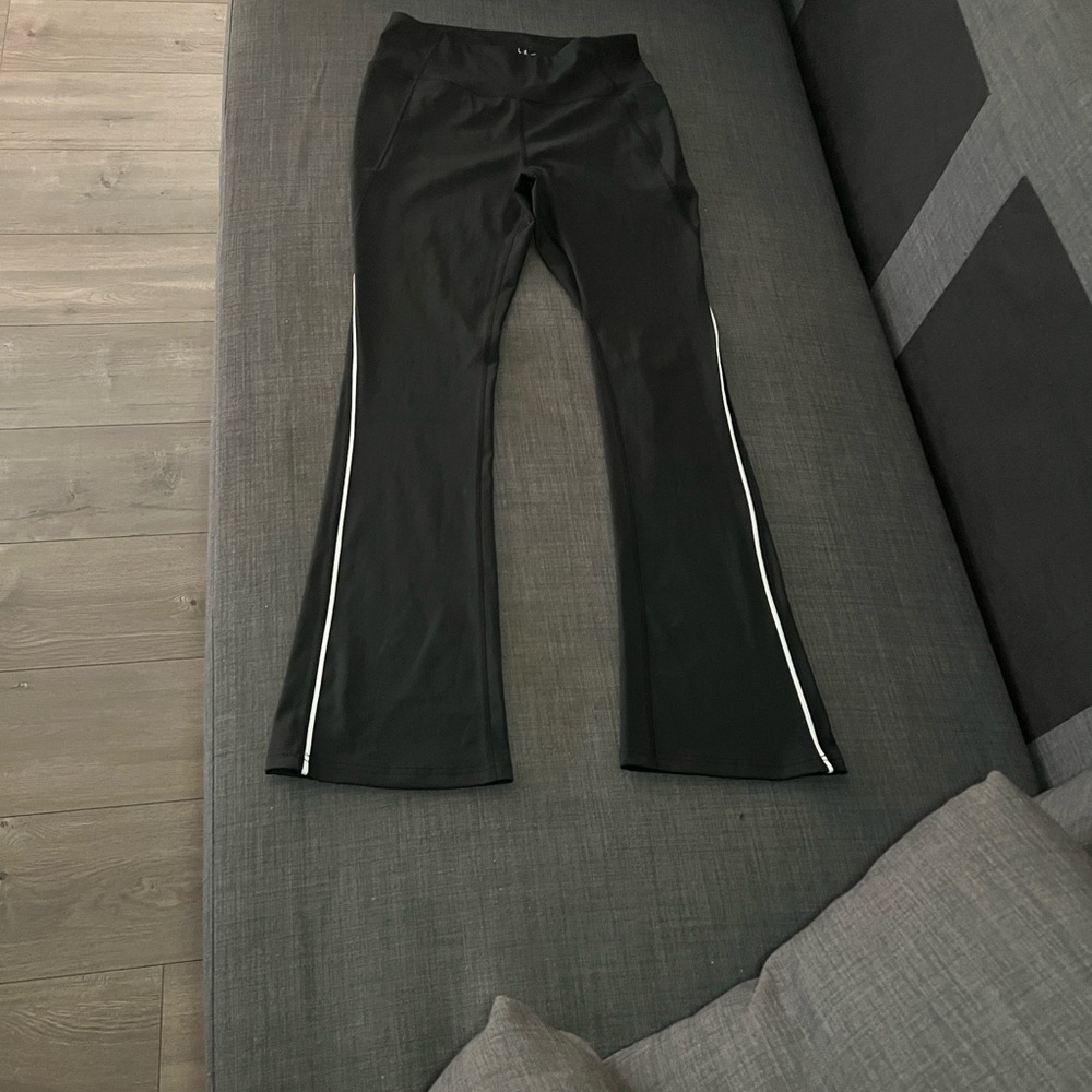 Nicole Miller Sport Black Activewear